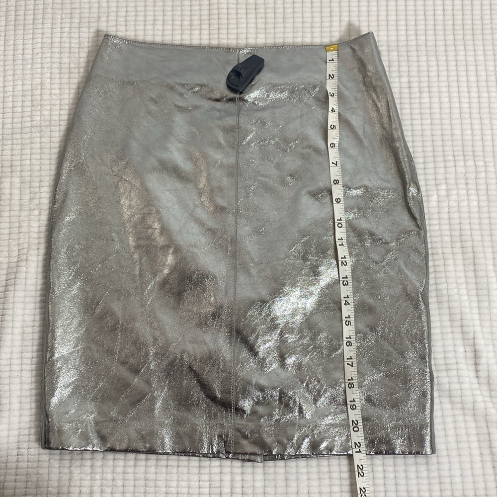 Massimo Dutti Leather skirt Never worn Silver, Leather Size L 100% Sheep Leather - Picture 8 of 16